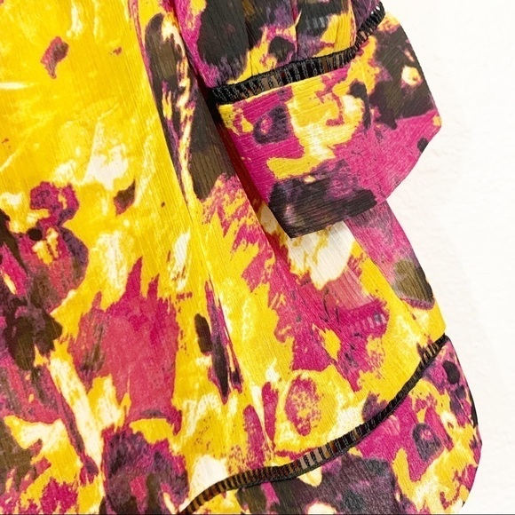 Urban Outfitters Staring At Stars Sheer Floral Top - Picture 3 of 4